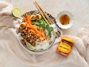 BO BUN AUX BABY CAROTTES HUGO REITZEL