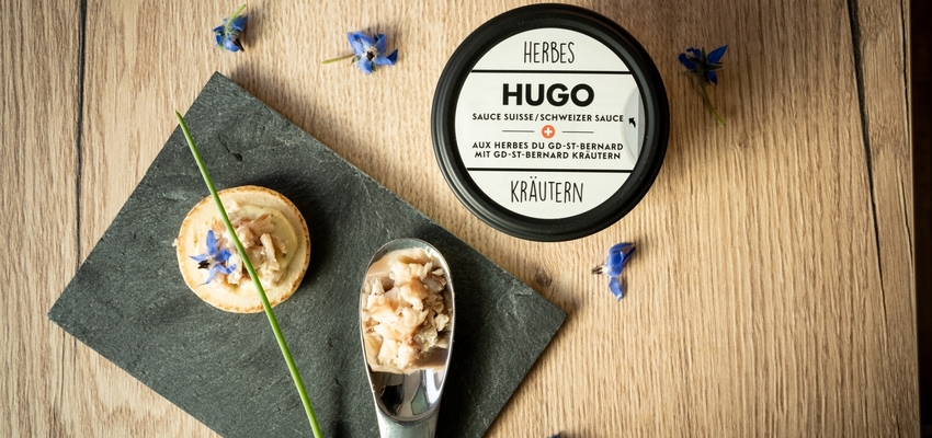 Blinis auf der Grundlage der Schweizer HUGO-Sauce mit Kräutern vom ...